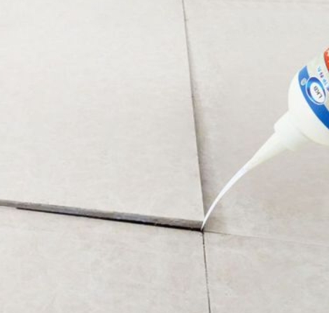 工农瓷砖空鼓维修公司分享卫生间瓷砖脱落的原因可能有以下几点